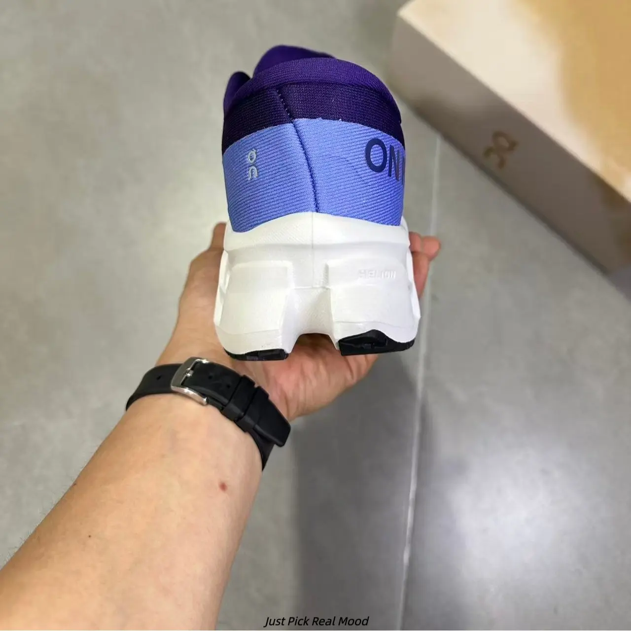 Purple Blue Gradient Block Hollow Cushion Mesh Jogging Shoes Unisex Bright Summer All-Season Sport Footwear