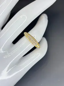 Enegante anillo en oro real 10k para dama