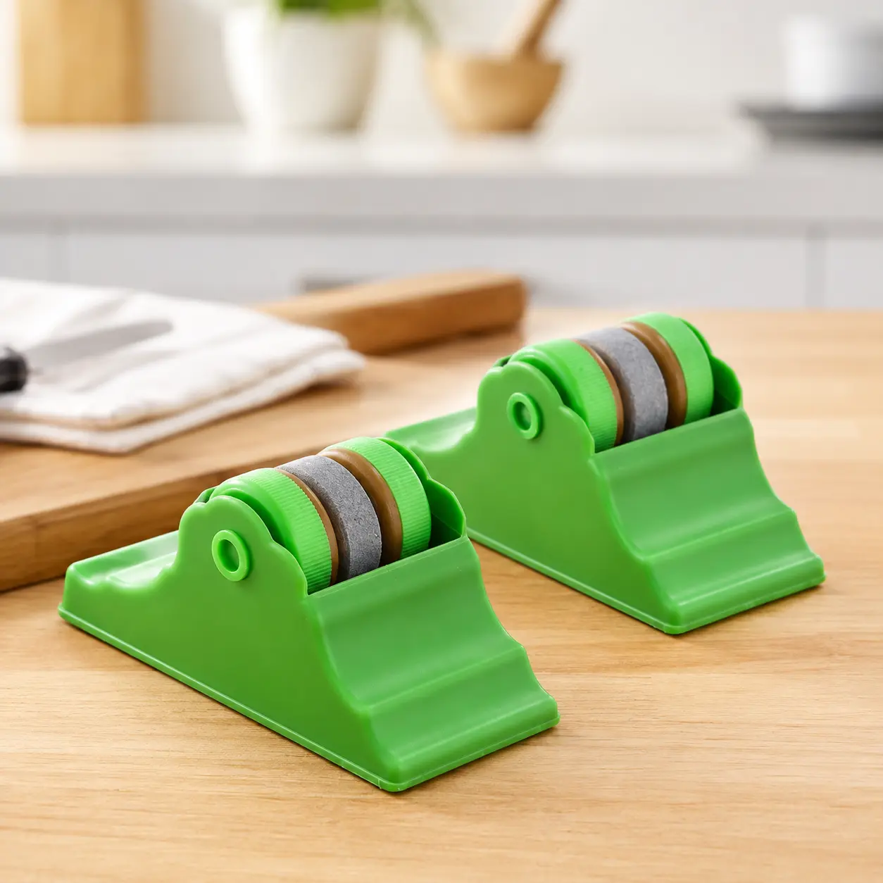 Fixed-Base Knife Sharpener with Round Sharpening Stone, Fast Sharpening Function, Portable for Home, Camping Use