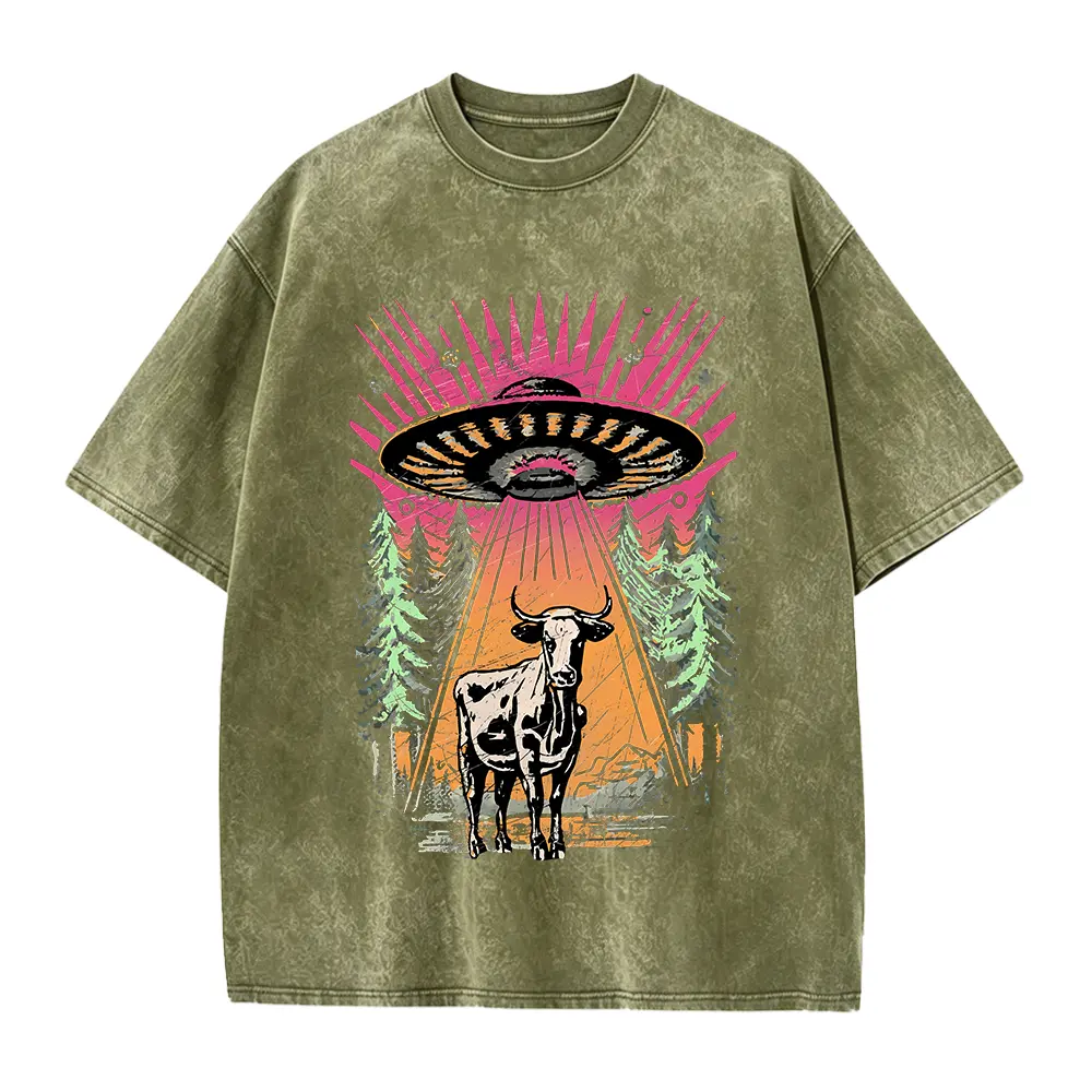 UFO Cow Abduction Shirt, Funny Vintage Retro Graphic Alien Tshirt, Unisex Comfort Colors T Shirt, Paranormal Oversized Aesthetic UFO Tee