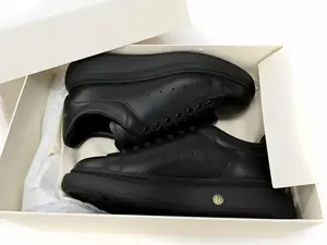 Black Shoes - Sneaker For Men Women, Basic Style Classic Runner