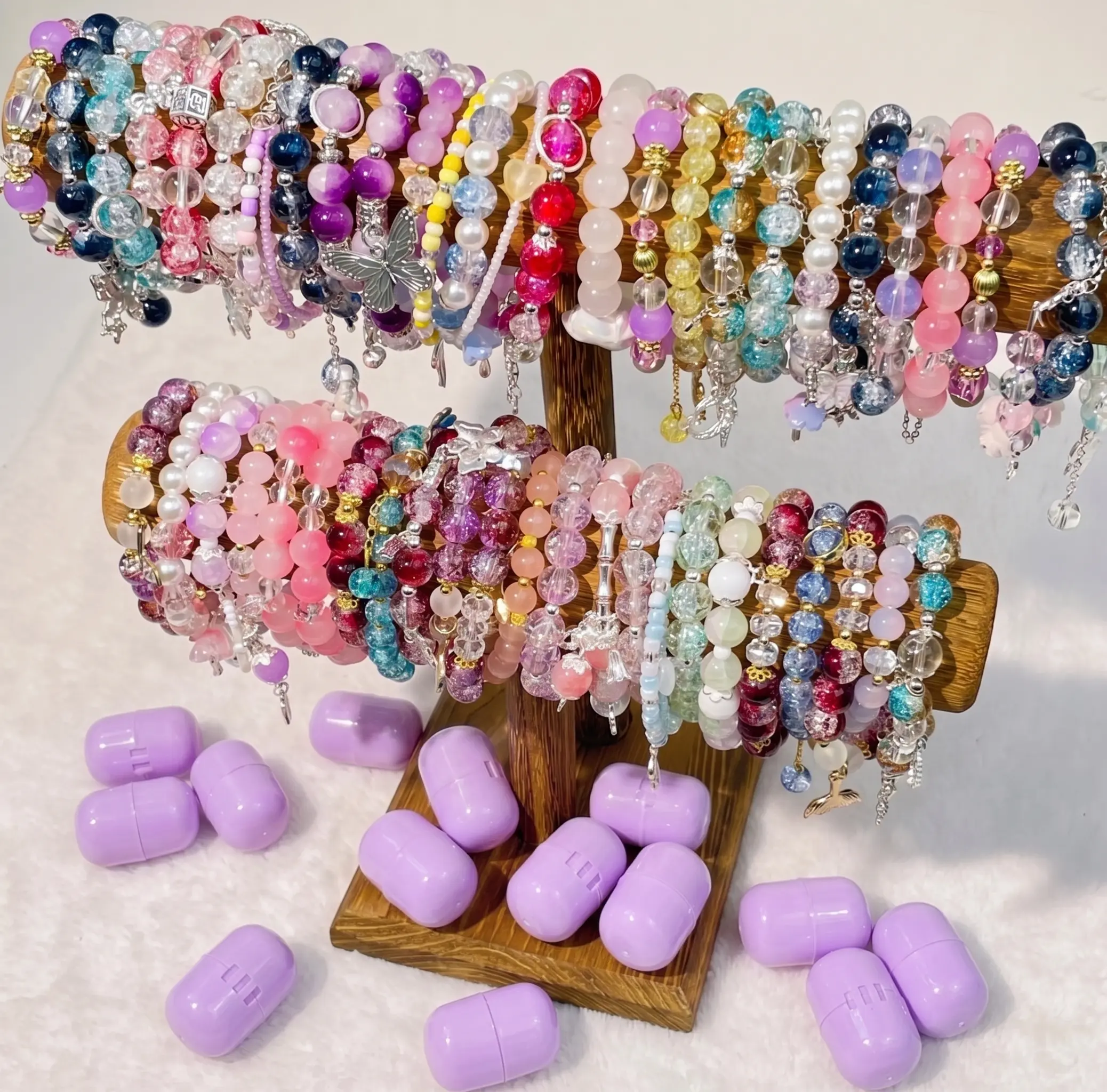 1 count: Colourful beaded bracelet, match capsules