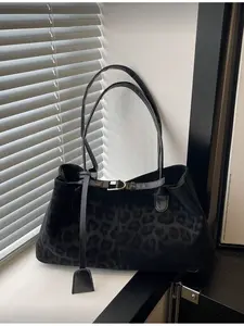 2026 New Leopard Print Belt Simple Fashionable Suitable for Commuting with Oversized Retro Tote Bag