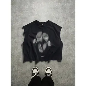 (Five-star review)Manfinity ZONE917 Street Style Oversized Grey Mysterious Silhouette Print Black Cropped Tank Top