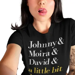 Schitts Creek Rose Family Unisex T-Shirt - Featuring Johnny, Moira, David, & Alexis Rose -