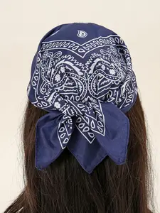 Fashion Paisley Print Square Hijab, Casual Versatile Bandana, Boho Style Scarf for Women & Men, Fashion Accessories for Daily Wear