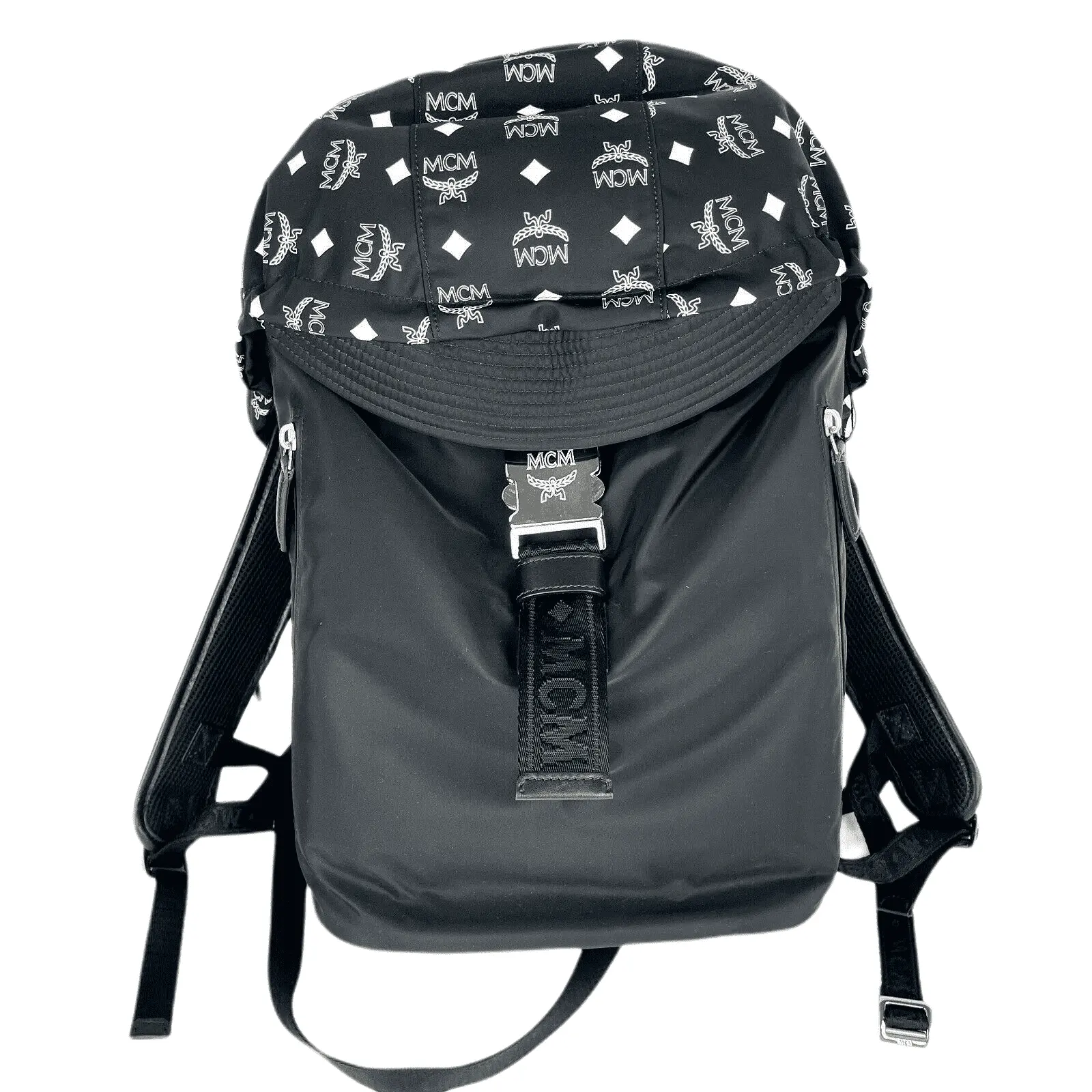 Pre-owned MCM Nylon Backpacks Black Luft Hoodie with Detachable Hood Backpack