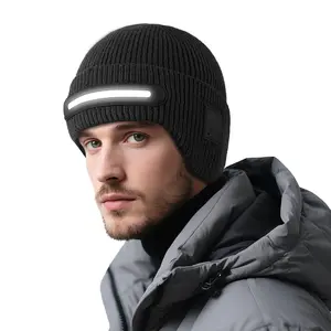 TR-TD3 Winter essential luminous warm LED light wool hat USB rechargeable for Gym/Running