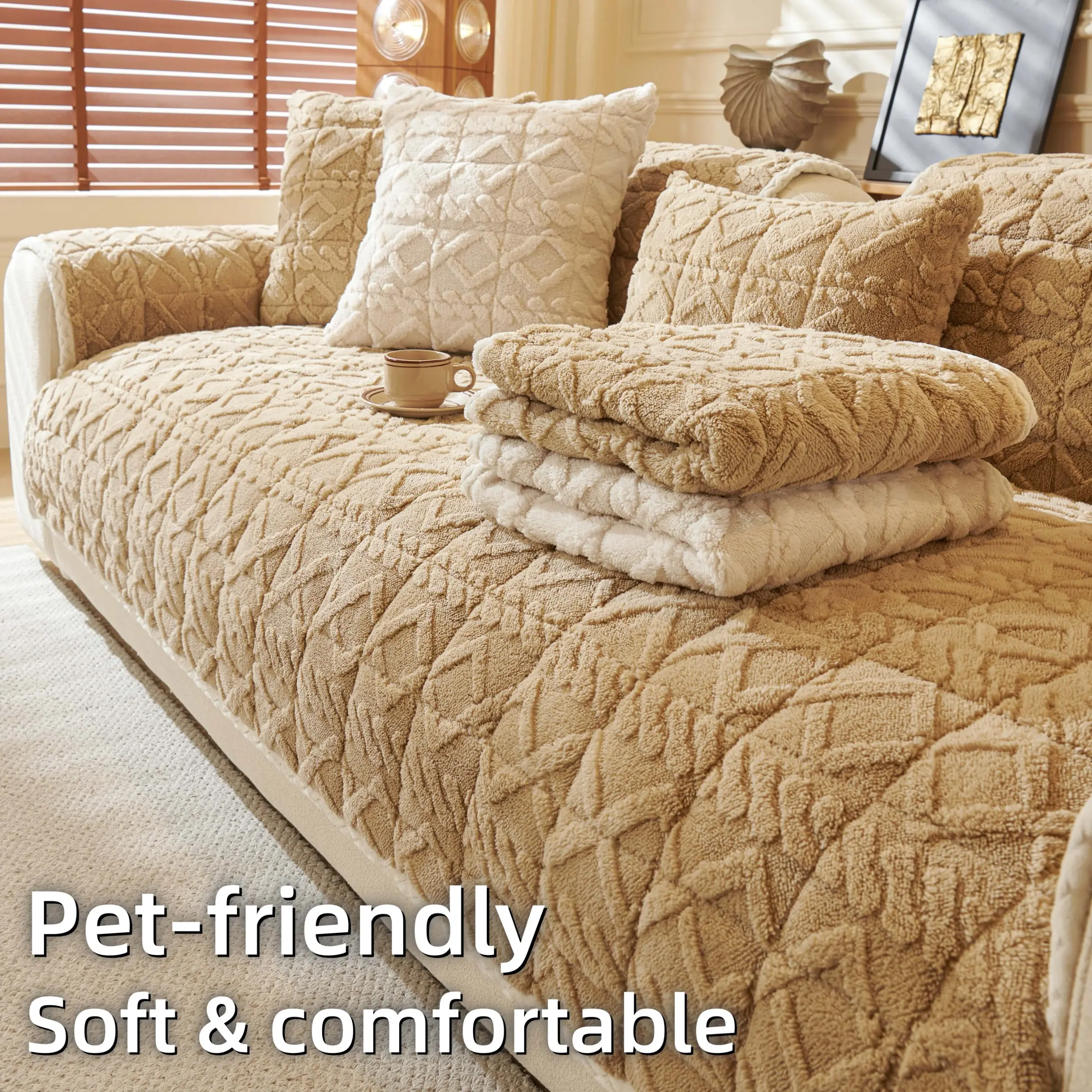 Chenille Plush Couch Cover, 1 Count Soft Thick Stretch Sofa Cover, Luxury Couch Protector, Non-Slip Sofa Seat Cover, Cozy Couch Cover for Living Room, Pet-Friendly Machine Washable Soft, Modern Home Decor
