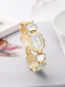 Exquisite women's watch set, fashionable quartz watch
