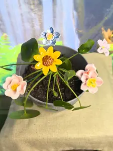 Assorted Handcrafted Ceramic Wildflowers – Mini Porcelain Blooms (Random Style)