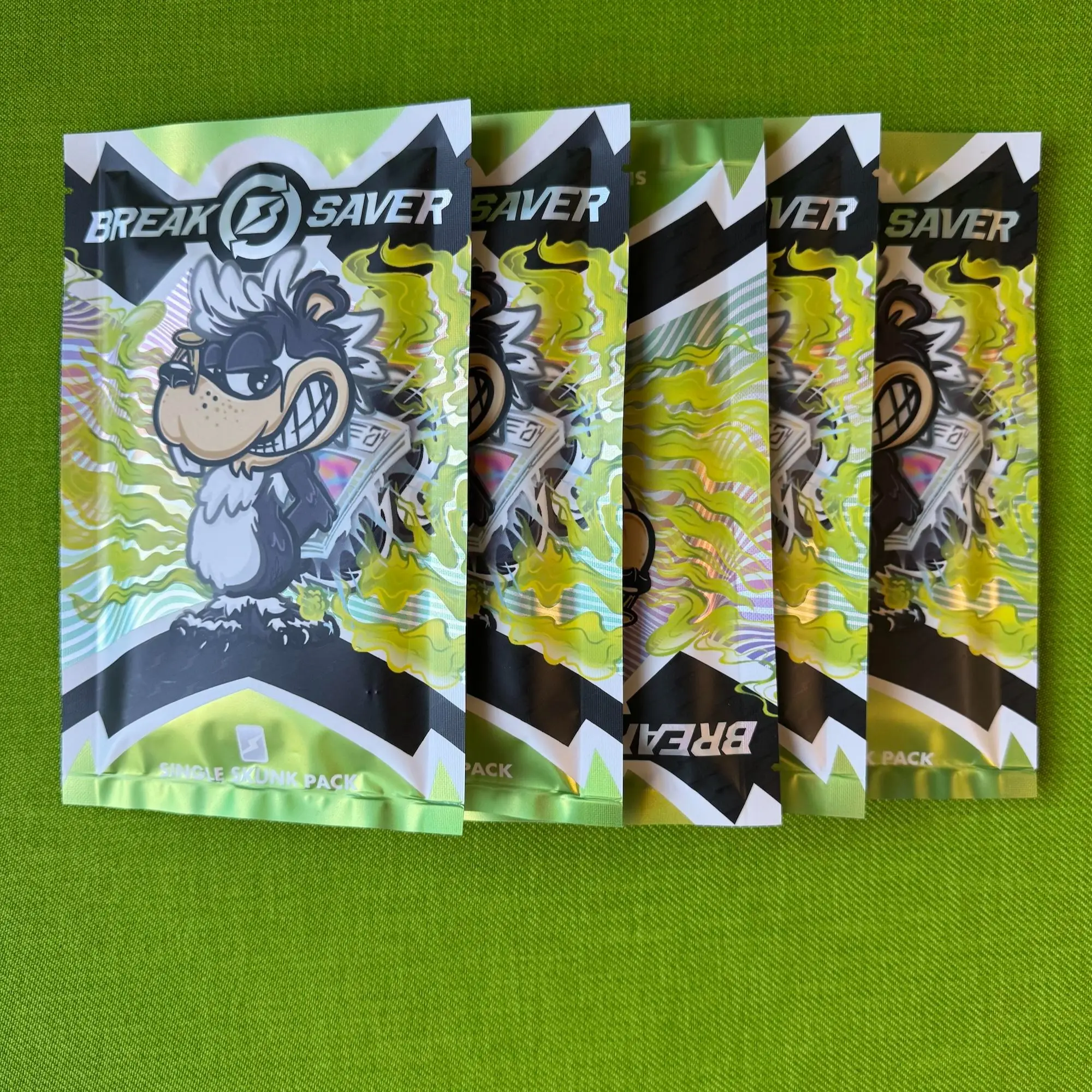 Break Saver Pick Your Team NFL NBA MLB 30 Hit Break 30 Skunks Sports Card Pack for Collectors