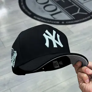 New Era NY Yankees 9FORTY Blackout Subway Series Baseball Cap Unisex Adjustable Snapback Embroidered Logo Stylish Streetwear Fitted Hat Premium Full Tag Urban Dominance 2025 Trend