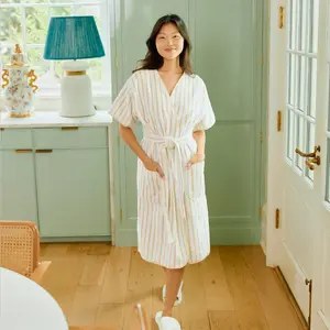 Women’s Short Plush Robe