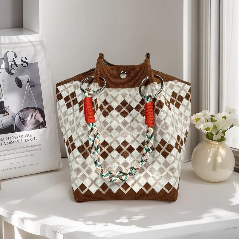 Coffee beige diamond pattern