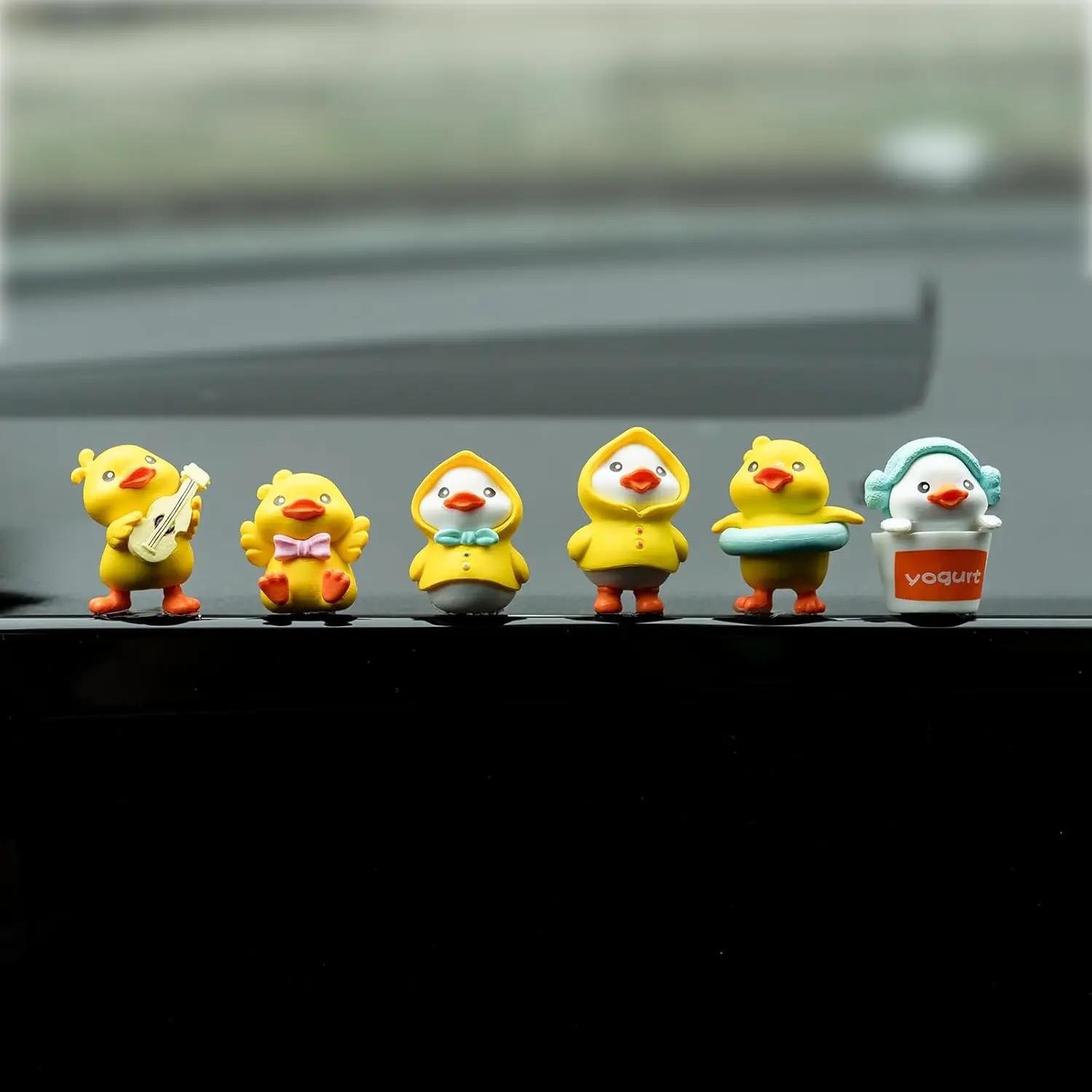 2026 Yellow Duck Car Dashboard Decor, 6PCS Cute Duck Car Dash Decorations, Rear View Mirror Ornament, Cute Cartoon Style Desk Companions Interior Accessories for Home Office