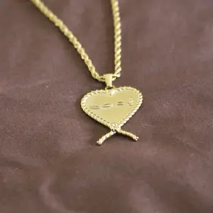 Sacred heart pendant