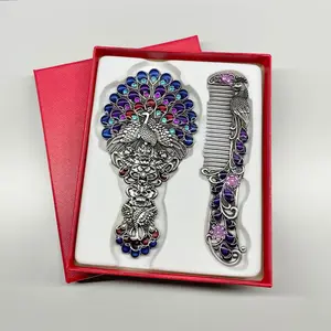 Creative Vintage Peacock Feather Mirror Handle Metal Makeup Mirror Portable Mirror Comb Set Holiday Gift