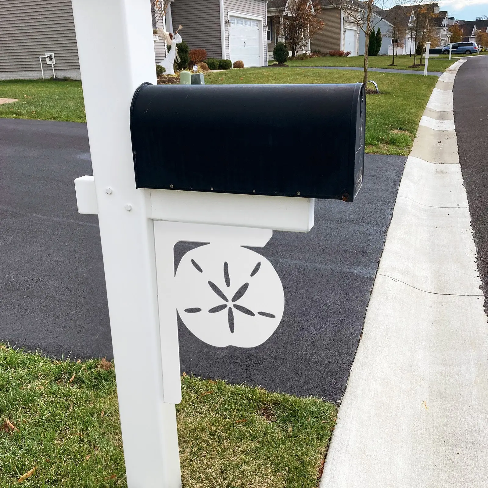 JennyGems Sand Dollar Mailbox and Porch Bracket, Mailbox Decor, 16 Inch