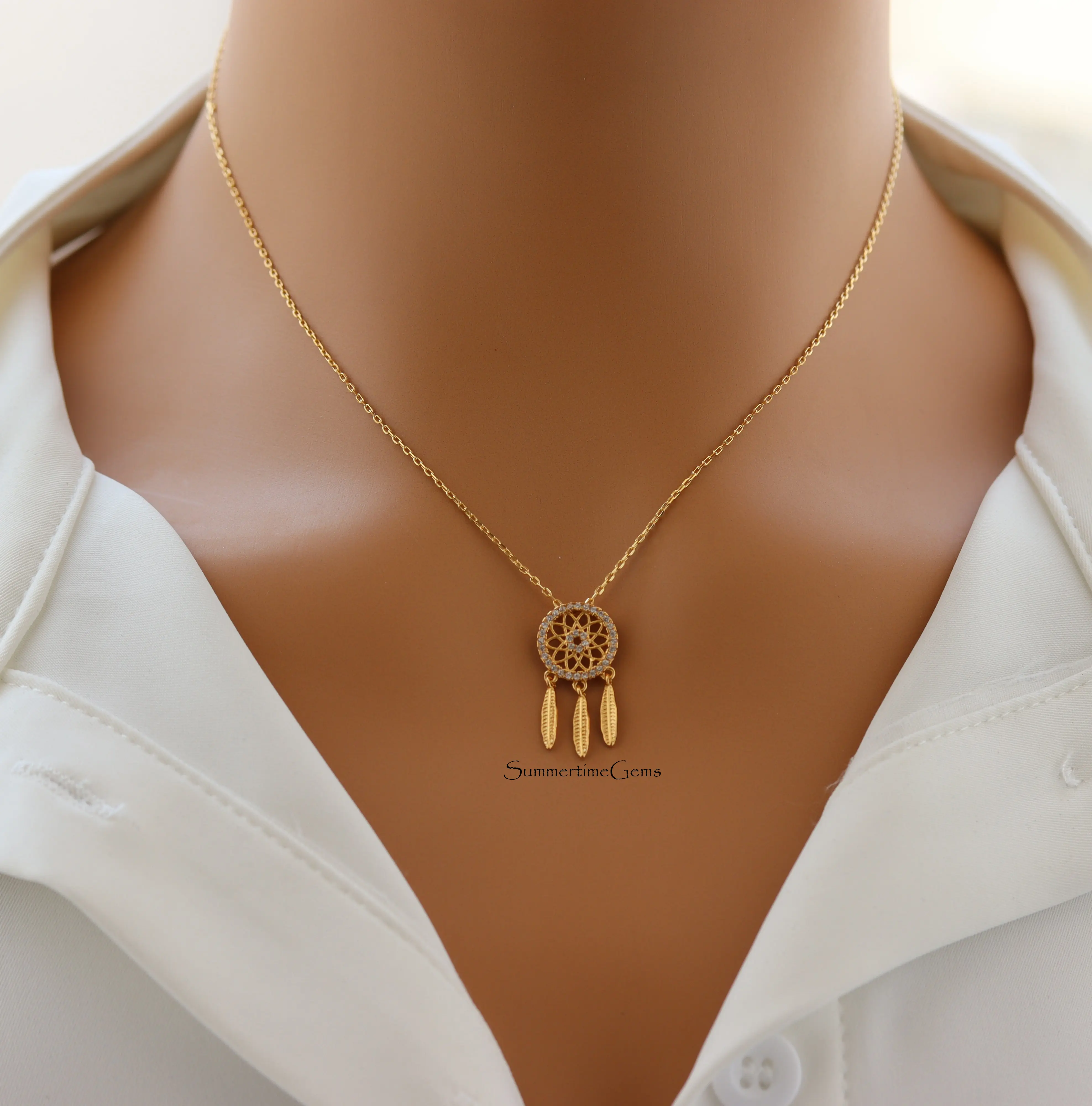 18K Gold Plated Dream Catcher Pendant Necklace – Boho-Inspired Jewelry for Positive Energy and Protection
