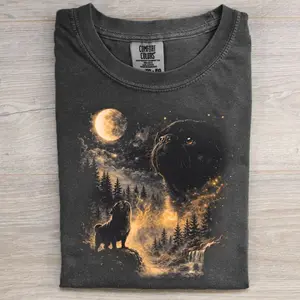 Black Pug Howling to The Moon T-shirt, Vintage 90s Dog Meme Graphic Tee, Animal Lover Gift, Unisex Casual Streetwear, Gift for Men and Women