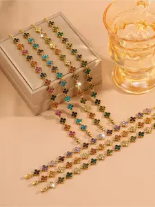 1 French luxury all diamond bracelet, made of stainless steel material, a daily fashionable item, perfect for gifting and gatherings, a friendship gift