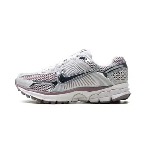 Zoom Vomero 5 WMNS "Platinum Violet" HV6417 001