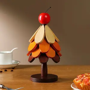 Christmas Tree Wooden Heat Insulation Pad Set,  4 Wooden Trivets & 1 Stand - Heat-Resistant Foldable Design - Durable & High-Quality Solid Wood - Ideal for Hot Dishes, Pots, Bowls, Teapots - Kitchenware & Tableware Coasters