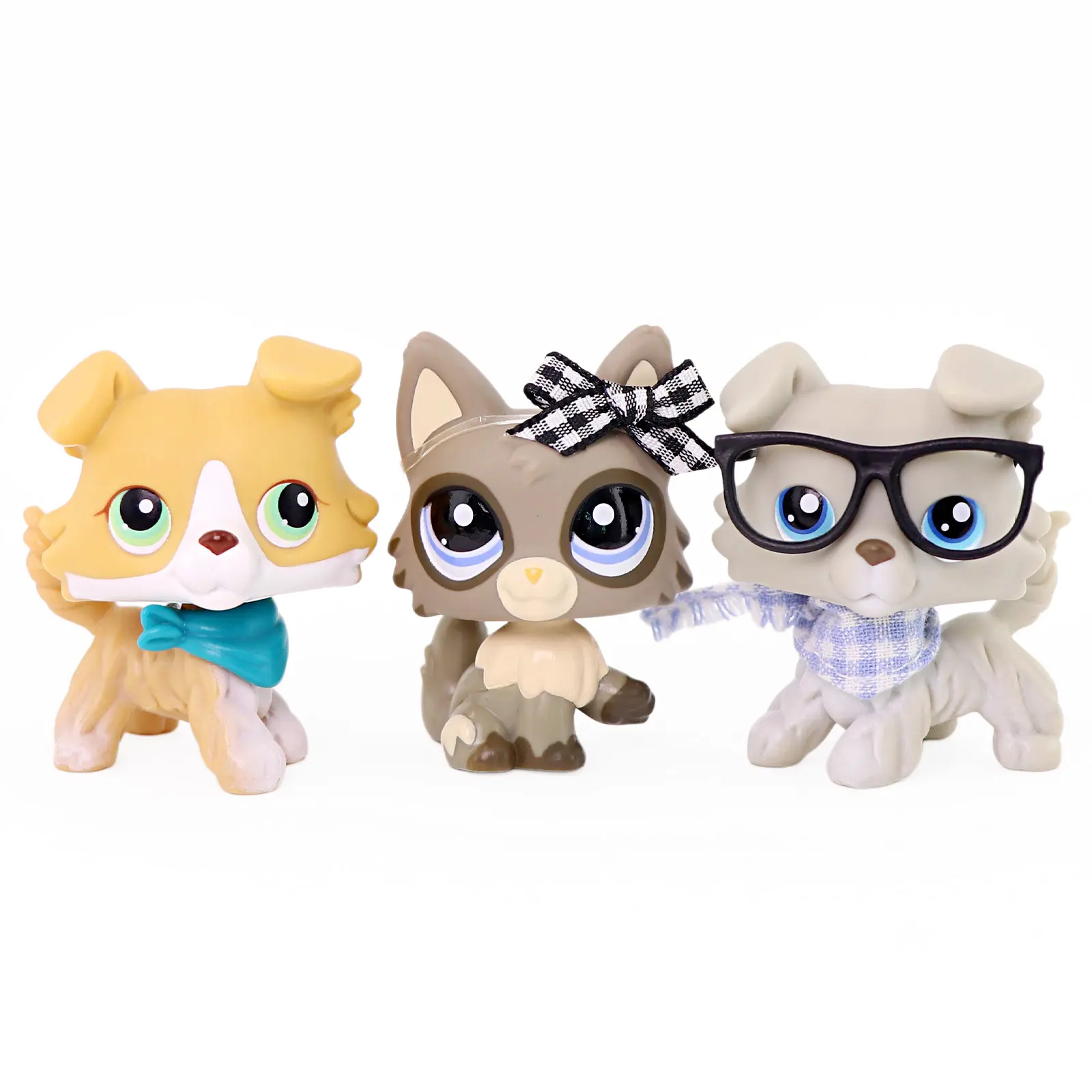 3 Pcs Mini Pet Figurines Set, Collie Puppy & Fluffy Cat & Shaggy Dog Figures with Scarf, Plaid Bow & Glasses Accessories, Hand-Painted Collectible Animal Statues, Mini Doll Gift for Kids Girls Birthday Party Favor