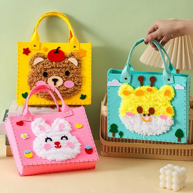DIY Felt Animal Bag Craft Set Beginners Handmade Craft Art Toys for Kids Girl Sewing Craft Kit Making Supplies Learn To Sew, Ages 6+, Animals Theme