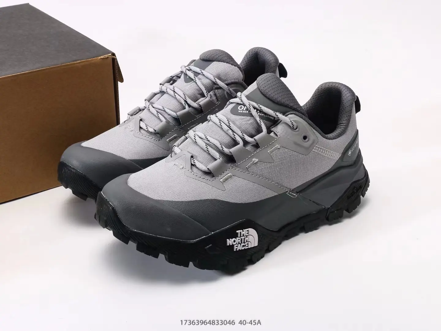 Sports Collectible Shoes with Sweat-Wicking Inner Lining for Non-Sticky, Comfortable Footwear
