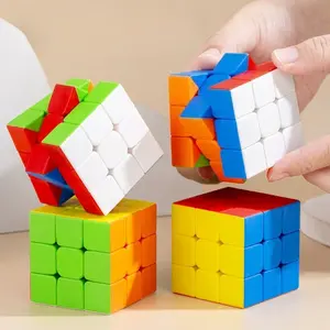 3x3 Stickerless Rubik's Cube, Smooth Fast Puzzle Toy, Ideal for Beginners & Adults, 6 Color Vibrant Anti-Burst Design, Competition Grade Performance
