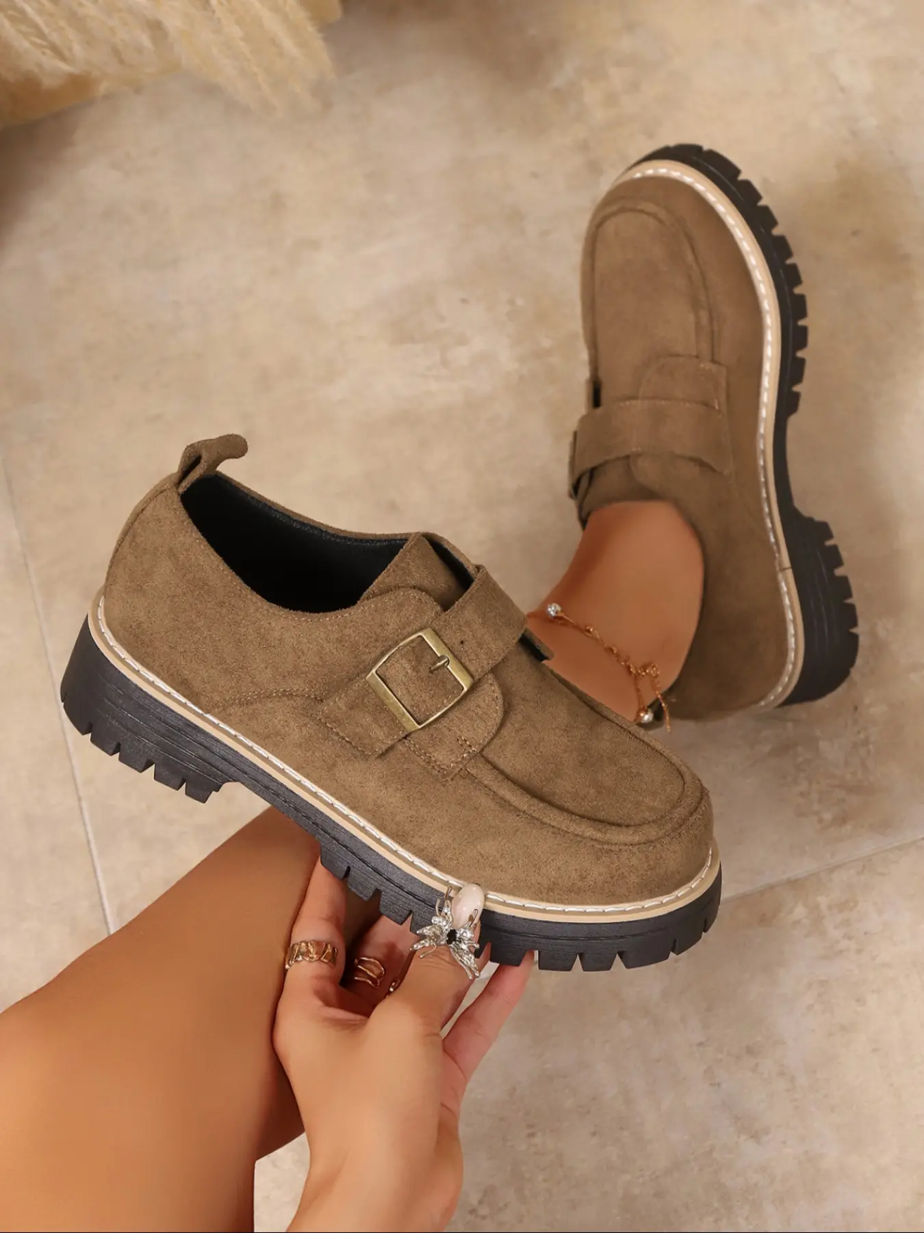 Women's New Vintage Versatile Deep Vamp Thick Sole Wide Width Loafers, Casual Single Shoes, Comfortable and Stylish Footwear