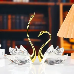 Elegant Crystal Swan Decorative Statue, Luxurious Transparent Swan Sculpture, Perfect Gift for Valentine's Day, Festive Parties, Anniversaries