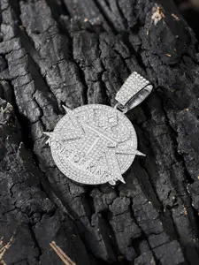 Hip Hop King of Kings Full Diamond Pendant Necklace, Alloy Chain Cuban Link, Street Fashion Art Culture Jewelry, Hip Hop Style Personalized Accessory, Diamond Studded Pendant