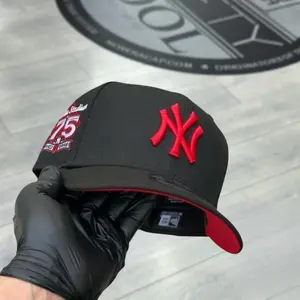 NY Yankees MLB Snapback Cap – Adjustable Flat Brim Baseball Hat with Embroidered NY Logo, Streetwear Hip Hop Fashion for Men Women
