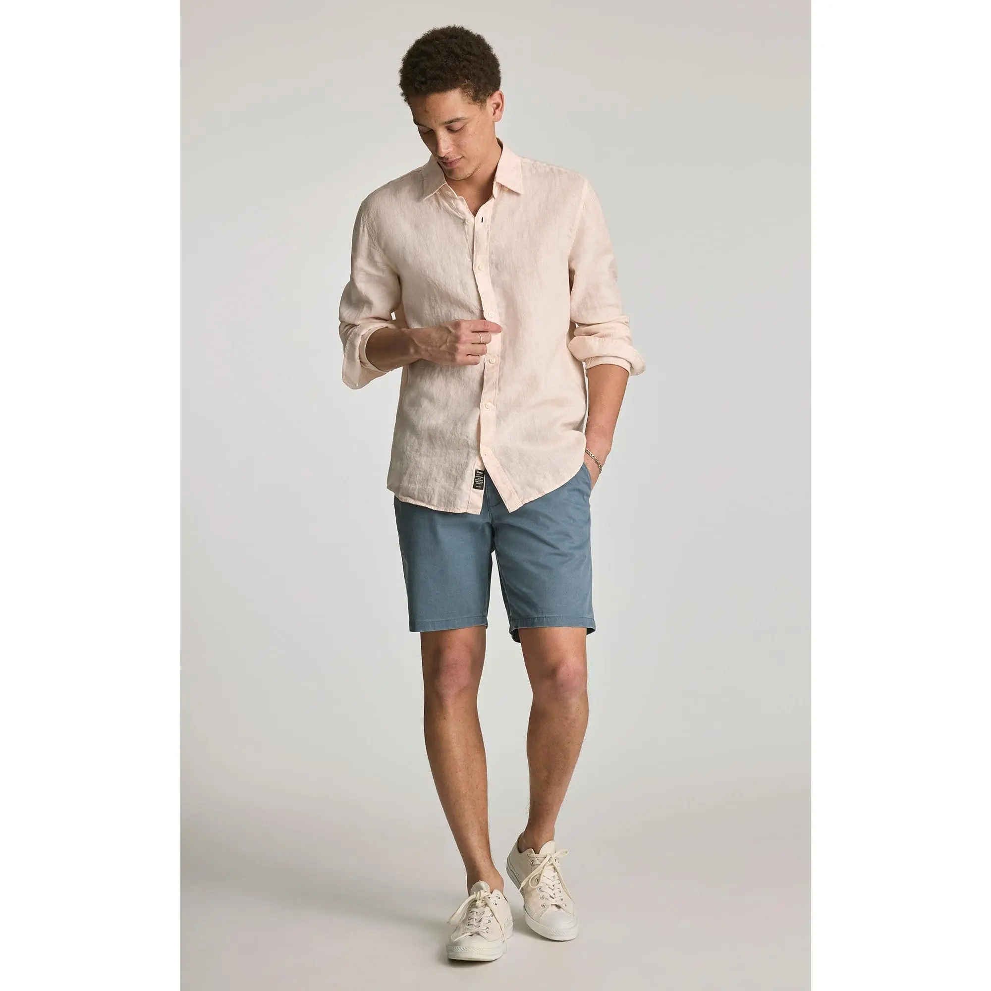 NOAH SHORTS IN FADED BLUE VINTAGE COLORED