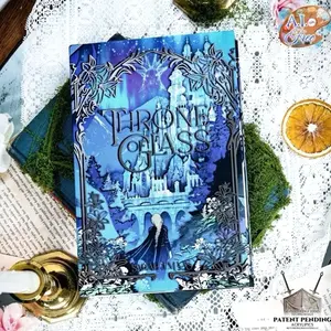Throne of Glass 3D Special Edition Hardcover Book - Officially Licensed with Sarah J. Maas
