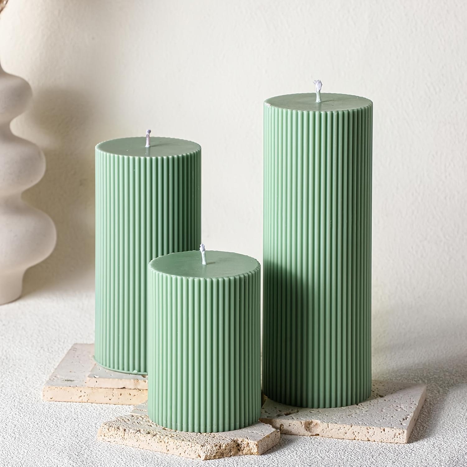 Set of 3 green ribbed pillar candles, widths 5 cm, heights 5 cm, 7.5 cm, 10 cm, large soy wax beeswax, pillar candles, aesthetic ribbed design, suitable for modern home decor in bathroom and living room, ambient lighting,wick wisdom candles Set of 3 green ribbed pillar candles, widths 5 cm, heights 5 cm, 7.5 cm, 10 cm, large soy wax beeswax, pillar candles, aesthetic ribbed design, suitable for modern home decor in bathroom and living room, ambient lighting,wick wisdom candles