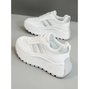 Women's Fashionable Lace Up Low Top Sneakers, Casual Comfortable Breathable Sports Shoes, Female All-match Round Toe Chunky Sneakers for Daily Life