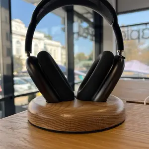 Wooden Stand for AirPods Max – Elegant, Functional, Handcrafted