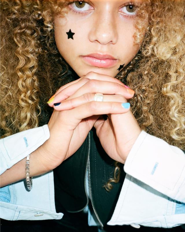 Starface Black Star Pimple Patches, 32 ct Acne Stickers Skin Care Product