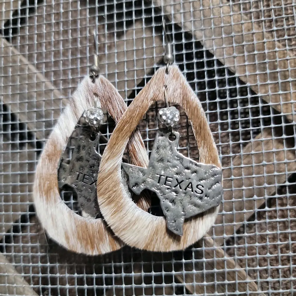 Cowhide Earrings with Silver Alloy Texas Design Handcrafted Western Fashion Jewelry for Women