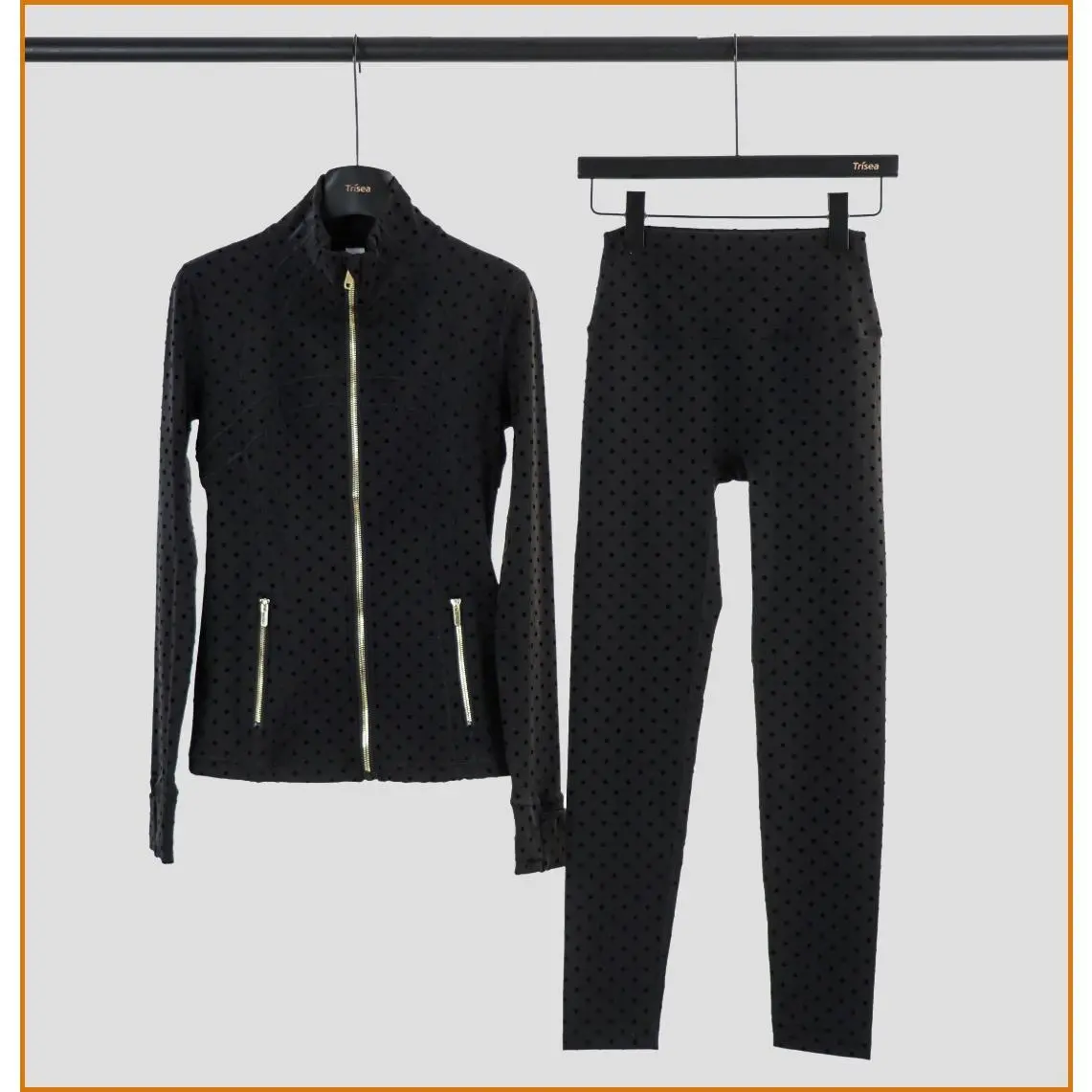 Black gold zipper regular suit