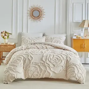 Soft Polyester Flannel Rose Pattern Decorative Duvet Cover Set, 2/3 Piece Bedding Set with Pillowcases, Washable, Perfect Bedroom Decor Gift, Bed Sets