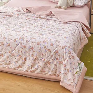 Floral Print Cooling Summer Quilt, Lightweight Breathable Air Conditioning Blanket, Multi-Color Options, Suitable for Hot Weather