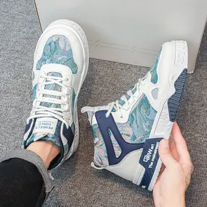 Shoes for men, trendy and versatile white shoes, niche high-top sneakers, male students' sports and leisure shoes suitable for men's outdoor activities