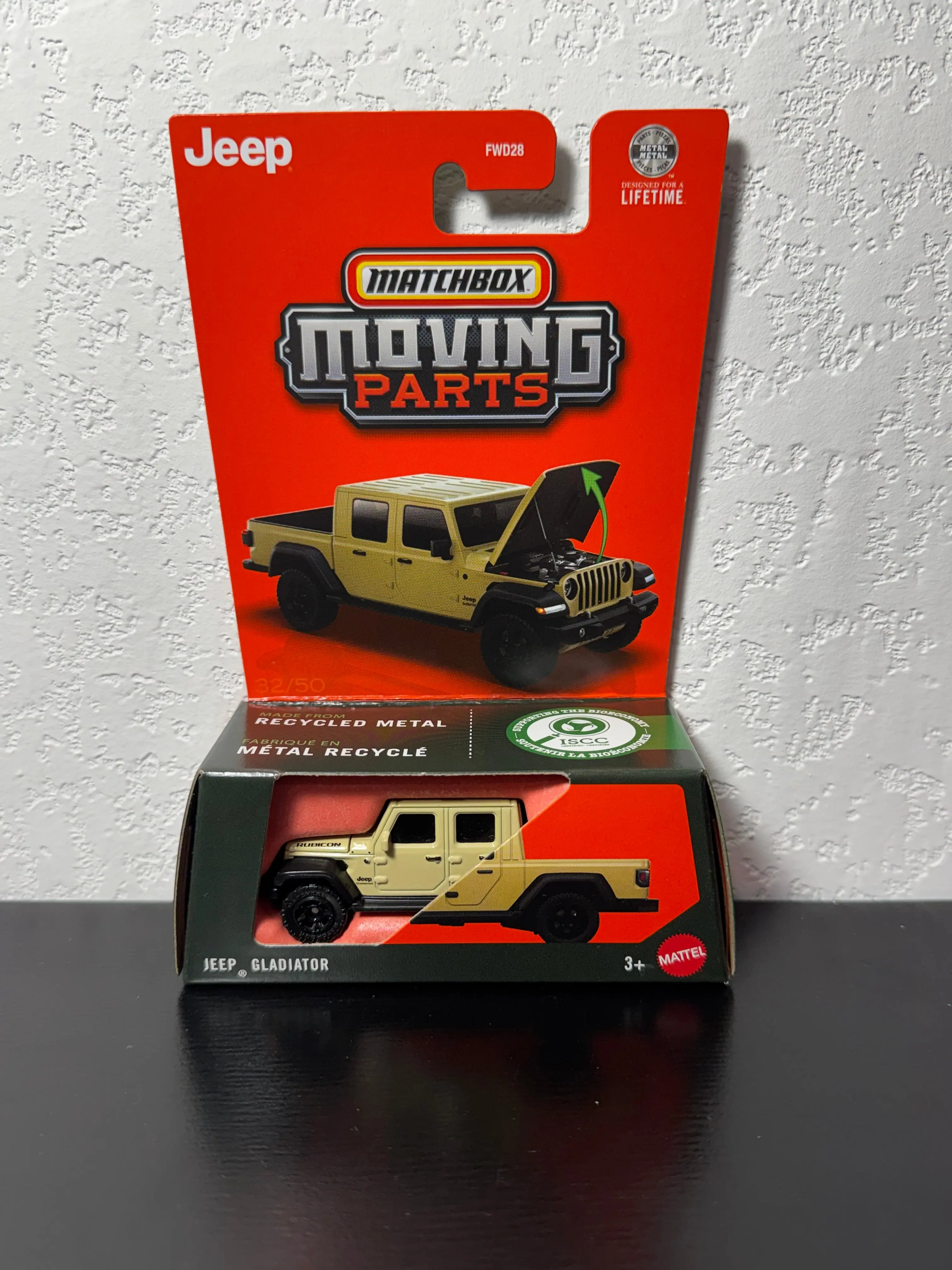 Matchbox Moving Parts Jeep Gladiator Beige #27 MB1377 1:64
