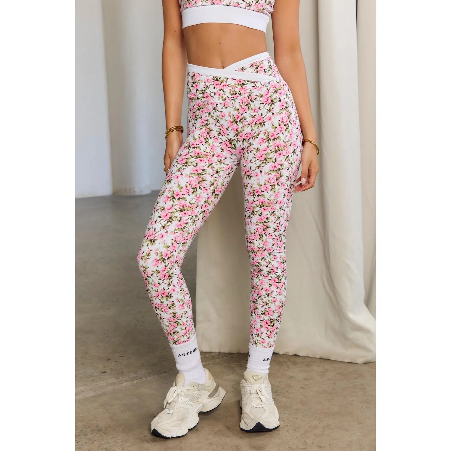 Astoria LUXE BALANCE Crossover Legging - Fleur