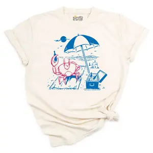 Chill Crab on the Beach Graphic T-Shirt